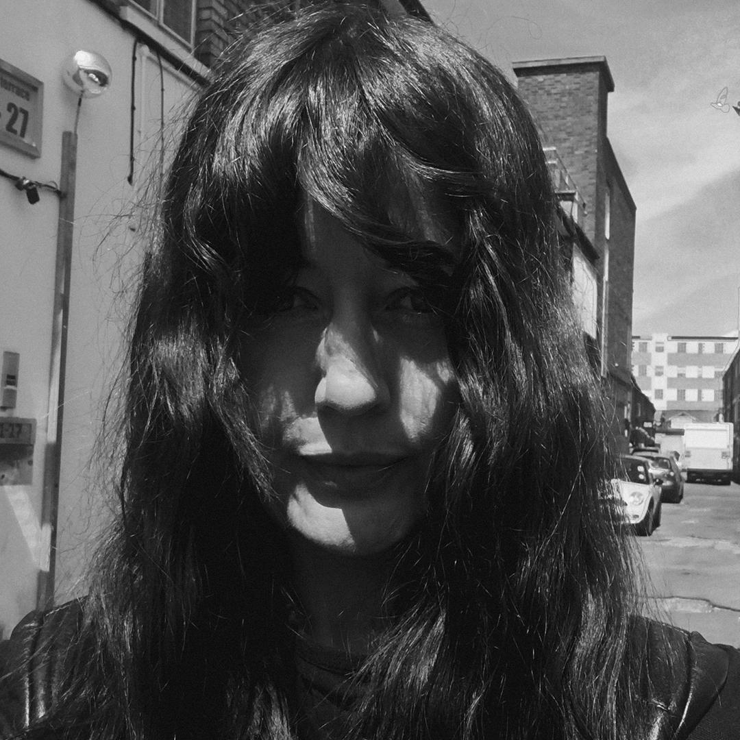 Speaker: ФЕЙ ДОУЛІНГ